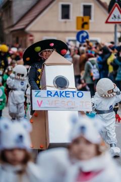 Podžupan maskam predal oblast do pustnega torka 3